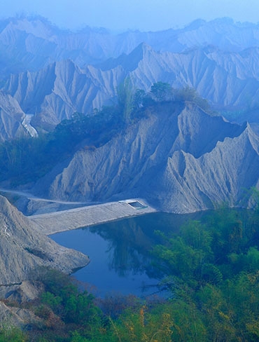 草山月世界大峡谷